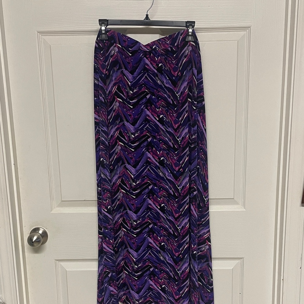 Kasper Purple Chevron Print Maxi Skirt -XL